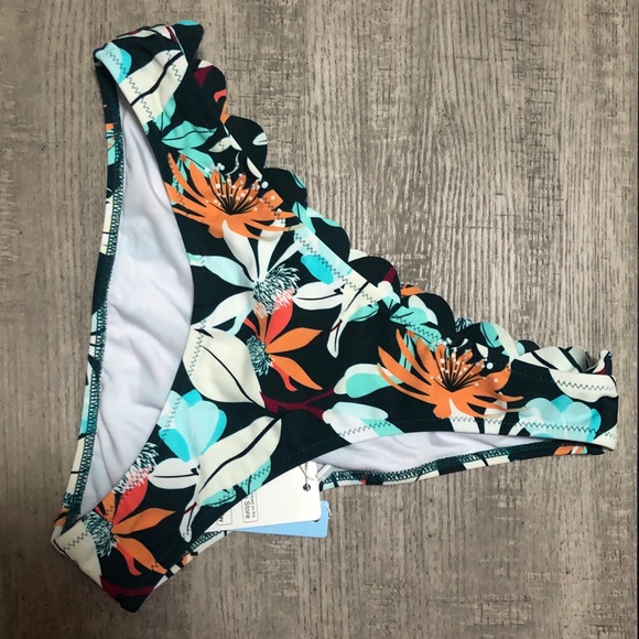 Cupshe bikini - Picture 6 of 7